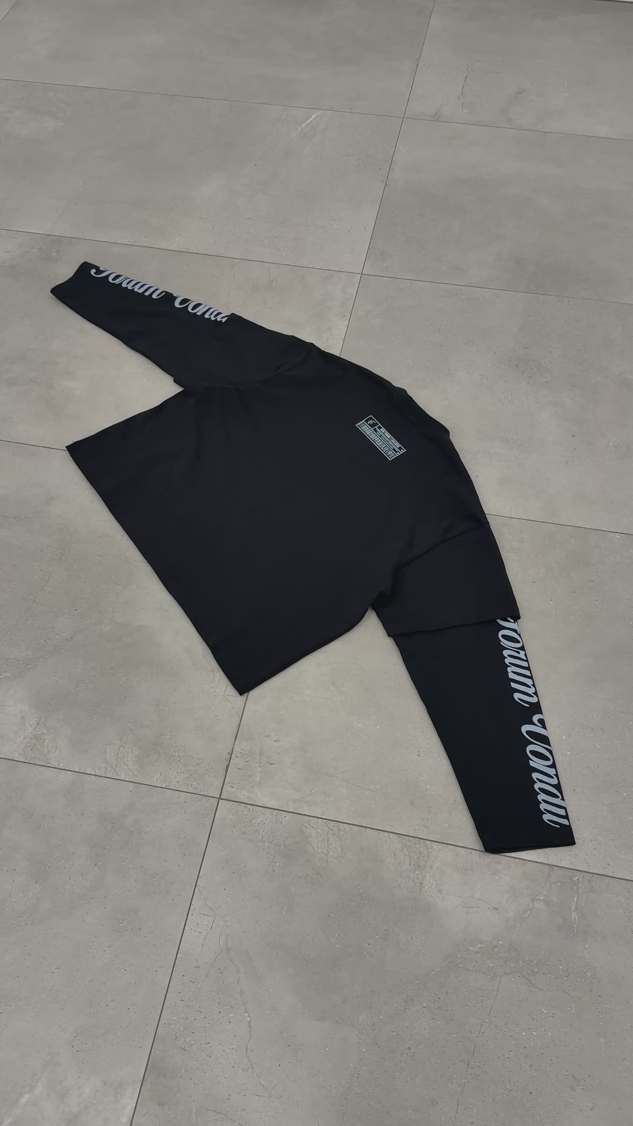 Onyx Long-Sleeve